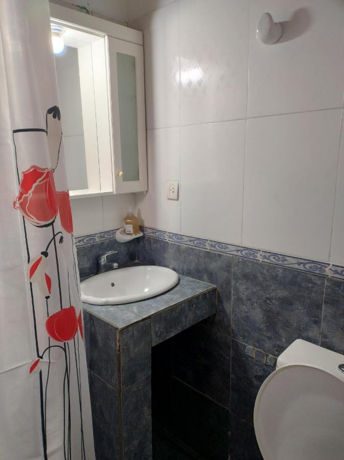 Casa Ana, Departamento Amplio A 20 ' Aeropuerto Apartment Luis Guillon ภายนอก รูปภาพ