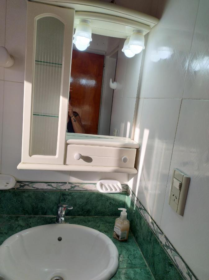 Casa Ana, Departamento Amplio A 20 ' Aeropuerto Apartment Luis Guillon ภายนอก รูปภาพ