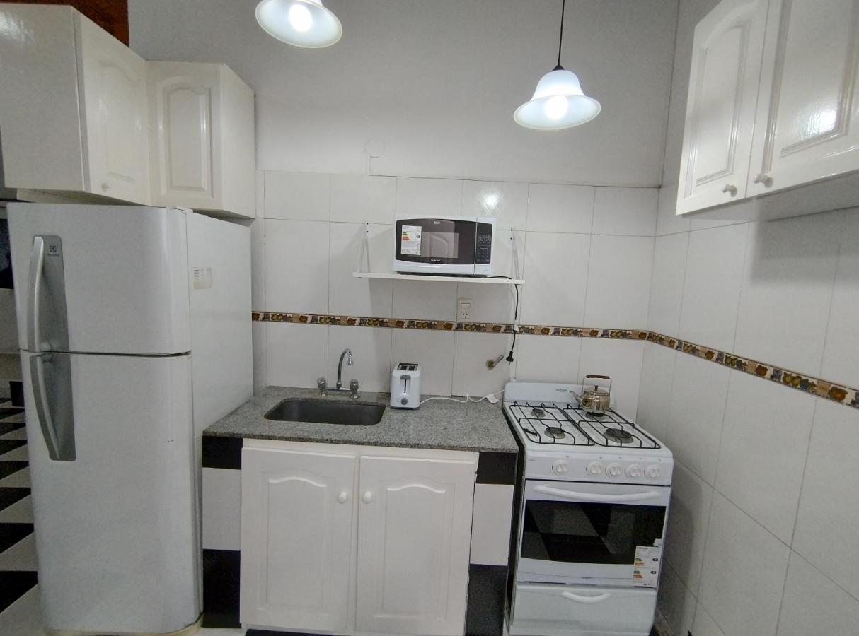 Casa Ana, Departamento Amplio A 20 ' Aeropuerto Apartment Luis Guillon ภายนอก รูปภาพ